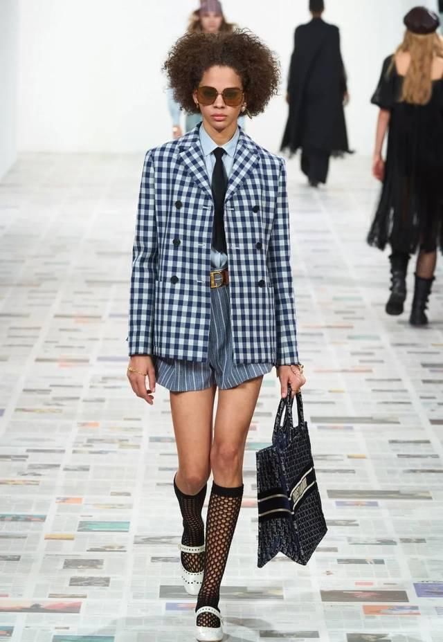 「时装秀」Christian Dior(迪奥)巴黎时装周2020秋冬系列!
