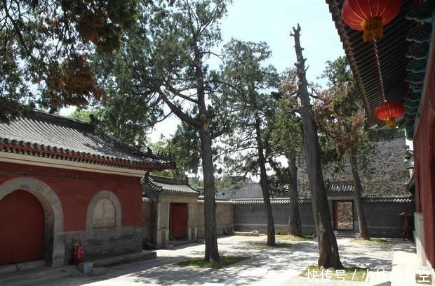 中国最“怪”寺庙 500年来从没开过门 不受香火却屹立不倒！