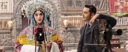  「小小的追球」神反转，尹正上综艺胡吃海塞，新剧造型被讽“馒头精”