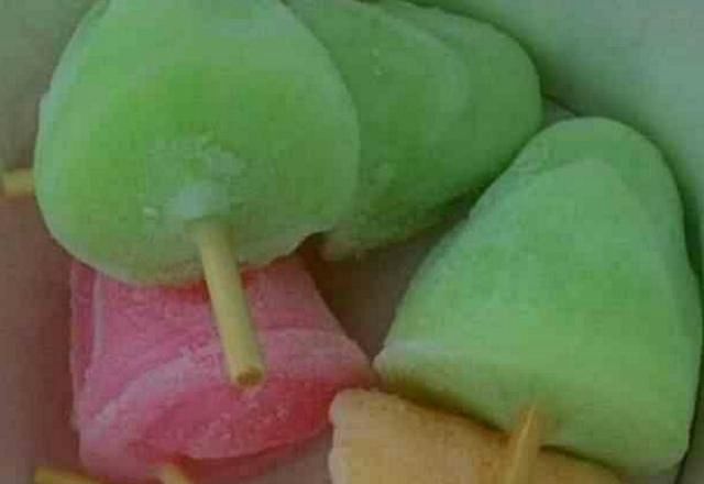 小时候吃过的4款奇葩小雪糕,吃过2款的,允许我