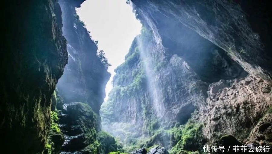 我国发现“超级天坑群”,北回归线以南最大!19个天坑引人入胜!