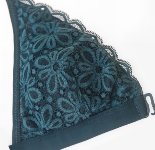 30度高温别戴文胸了，学大胆女人这样穿，让男人神魂颠倒