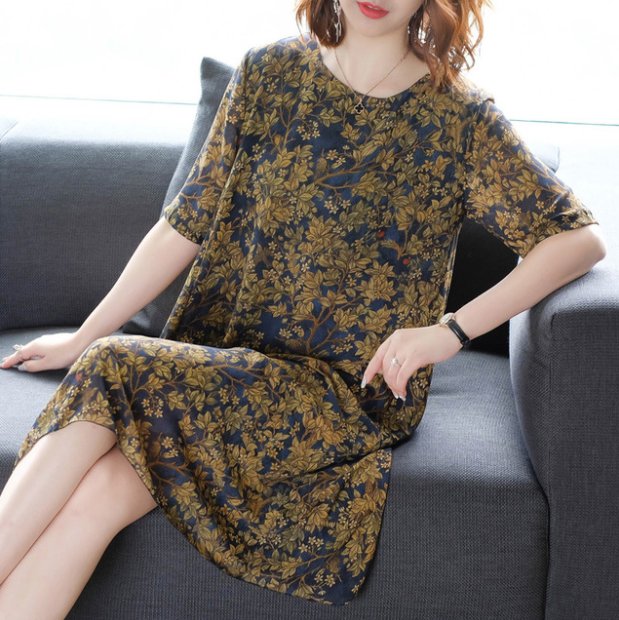 现在女人太敢穿，秀出好身材迷死一大片，简直移不开眼