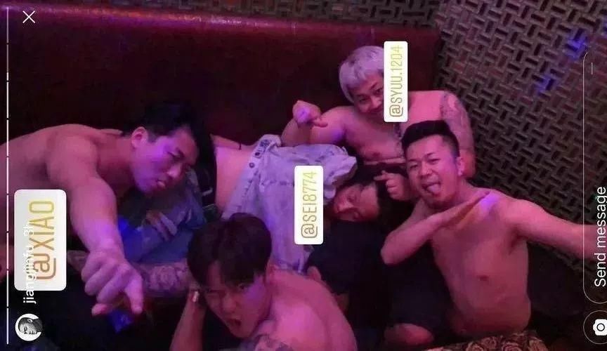 抢世界杯头条?破出柜传闻?昨晚蒋劲夫可干了不少事……