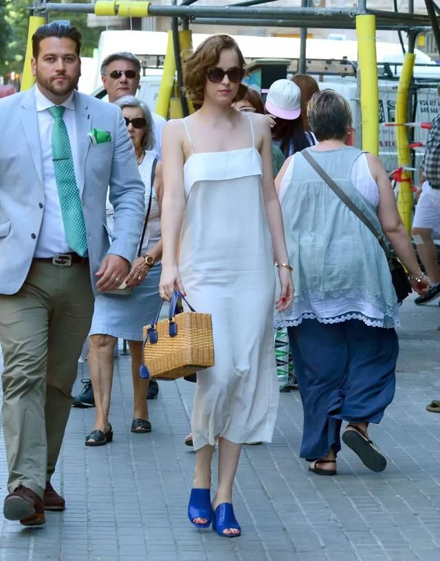 法式风格没那么难穿，非纸片人身材也能做到