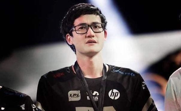 MSI夺冠背后的故事:Karsa遭谣言攻击心态爆炸