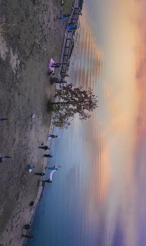 拍过很多地方,最后发现拍来拍去还是东湖最美