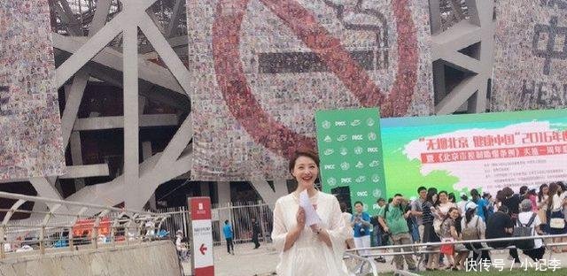 她不能生育被婆婆劝离婚，不愿分手只好领养儿子，美得倾国倾城！