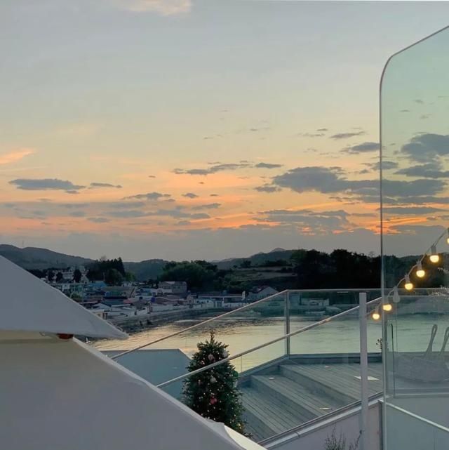 女生千万不要这样发朋友圈