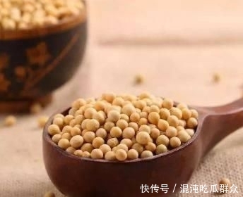  『皮肤』8个适合没钱女人的皮肤保养小技巧，让你拥有光泽好肌肤！