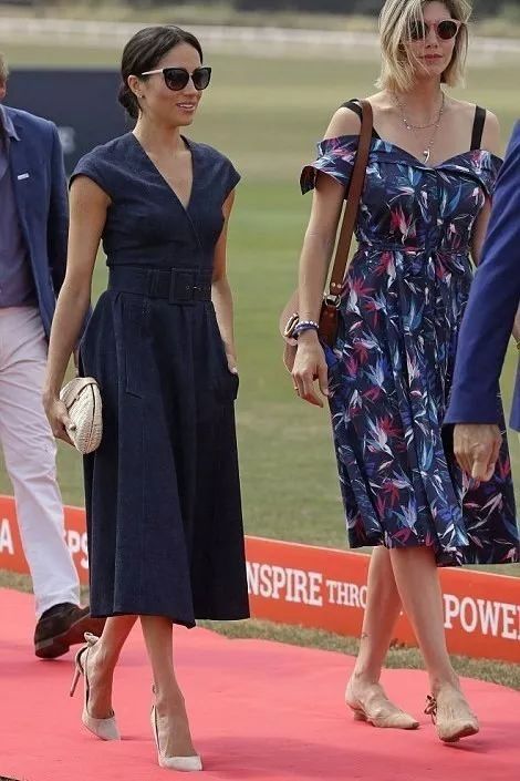 梅根被哈里批评?!原因居然是Skr... | 福尔摩斯 小郑周报