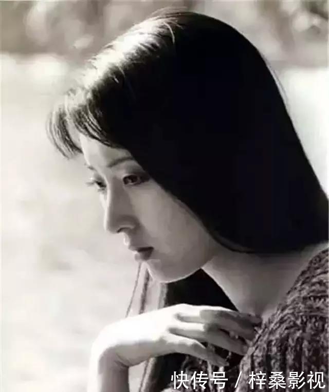  [黛玉]她终究是使出了黛玉的小性子，固执地选择了自己想要的人生