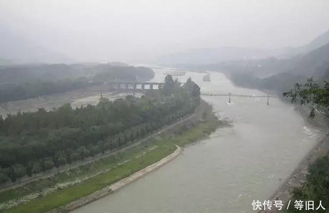 四川改名改得最成功的城市，改名后名声大噪，能与成都媲美