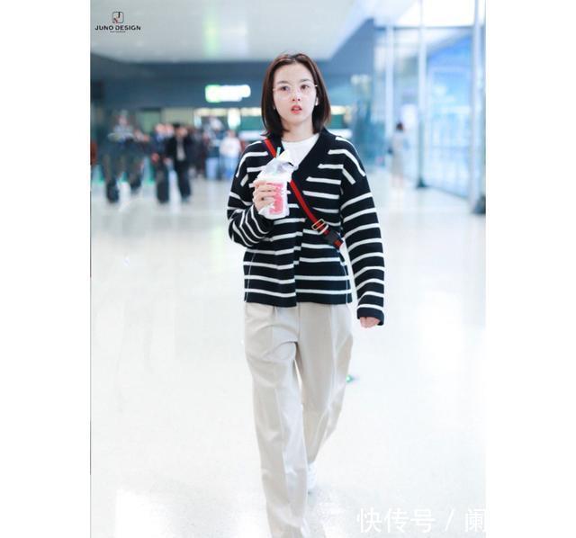 #宽松#休闲风如何穿出时尚感?明星亲身示范,教你时尚又好看
