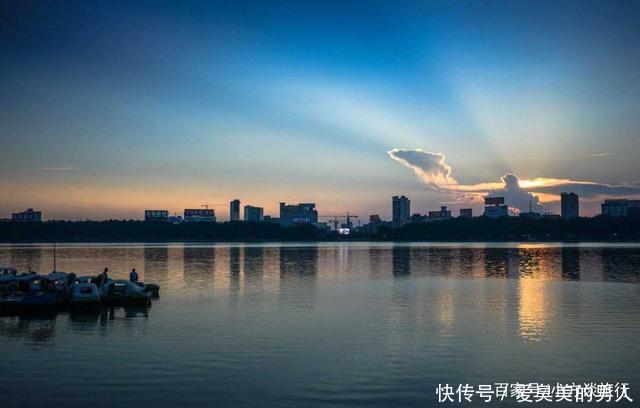 江西有个地级市,已有两千多年历史,曾是陈汉王