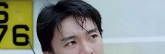 无所谓:大导演都‘’请不动‘’的演员,周星驰请她时,她还在麻雀台