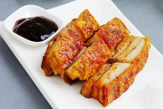 『香肉』美味的鸡排饭,金灿灿的脆皮,鲜香肉嫩的鸡肉,放什么酱料都好吃
