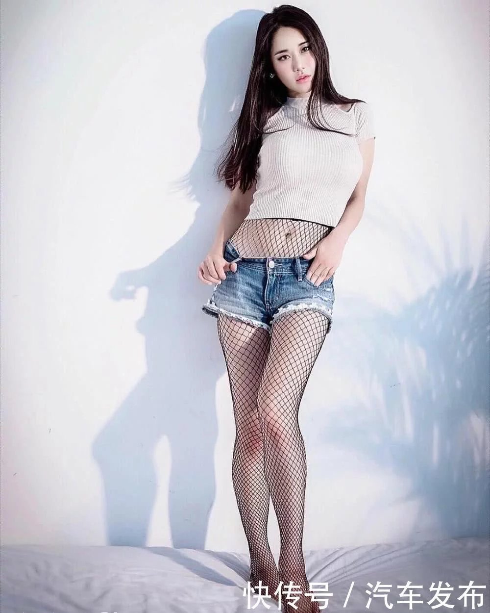 美女图集：时光深处，流着暖暖之爱