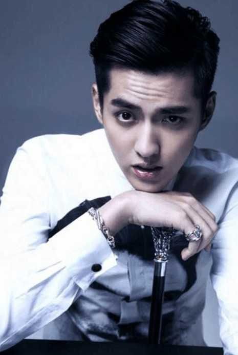 一网友诽谤吴亦凡，遭律师索赔55万，吴亦凡心软原谅!