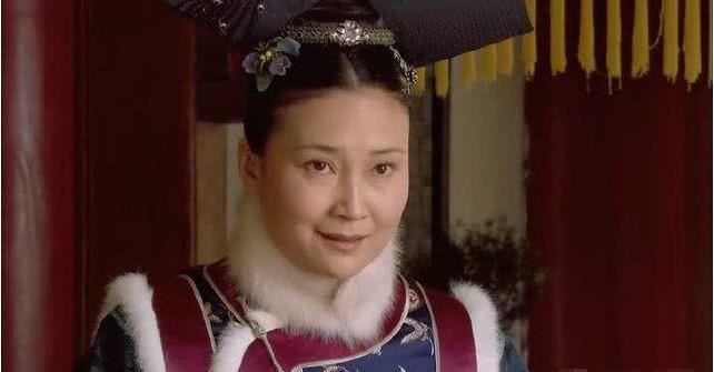 『皇后』甄嬛传：甄嬛离宫后，宜修看到芳若，为何如此害怕？