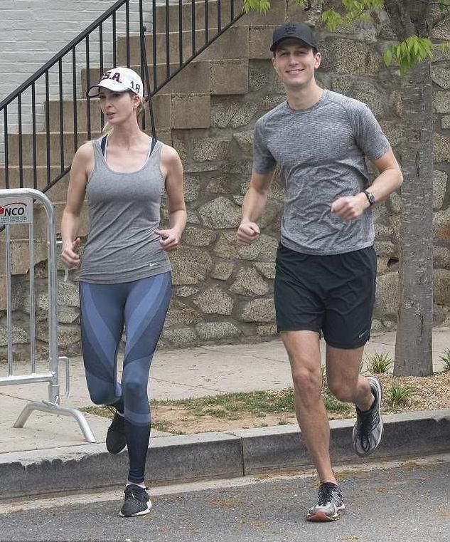 37岁伊万卡：穿紧身裤慢跑让人窒息，最后一张包臀裙把保镖迷住