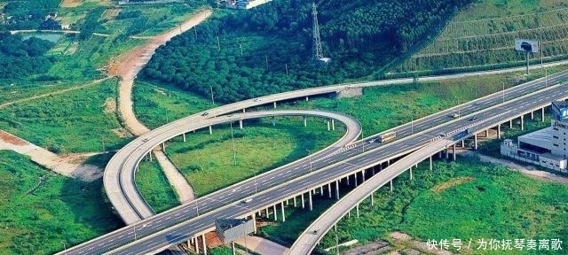  「计划」广西在建的一条高速，双向4车道，投资约116亿，计划202
