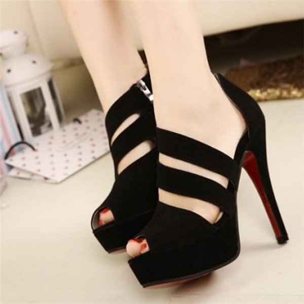 老婆真会打扮!穿这刚上新的高跟鞋，轻盈舒适还养脚