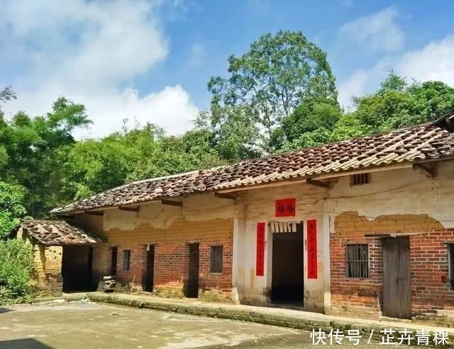  赚钱：农村好消息！闲置宅基地能够赚钱了？看看有没有你们村