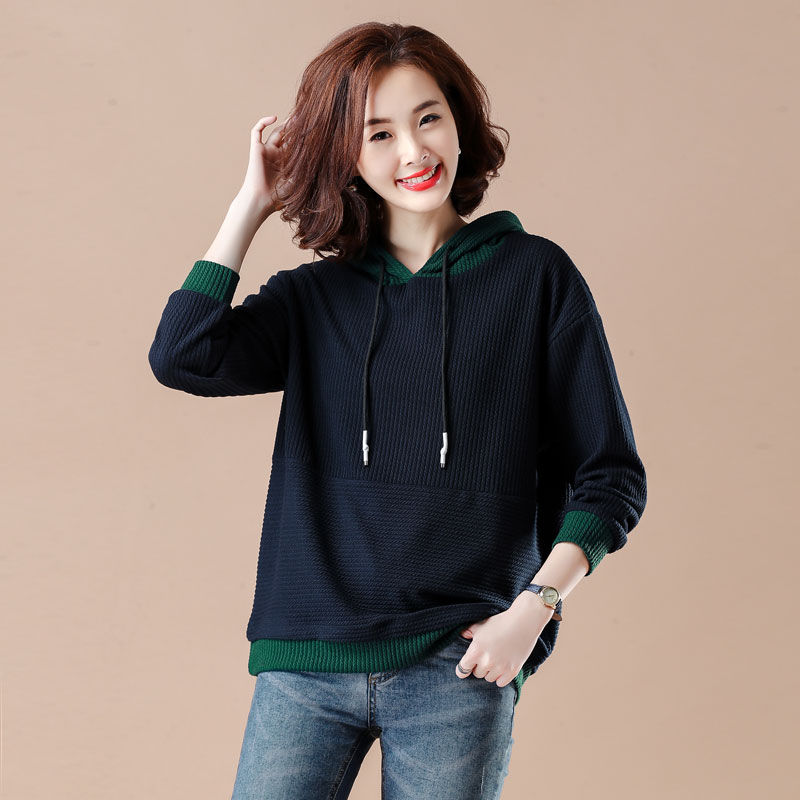 难怪，胖大姐裙子也不穿了，今秋流行卫衣+萝卜裤，超美超好看