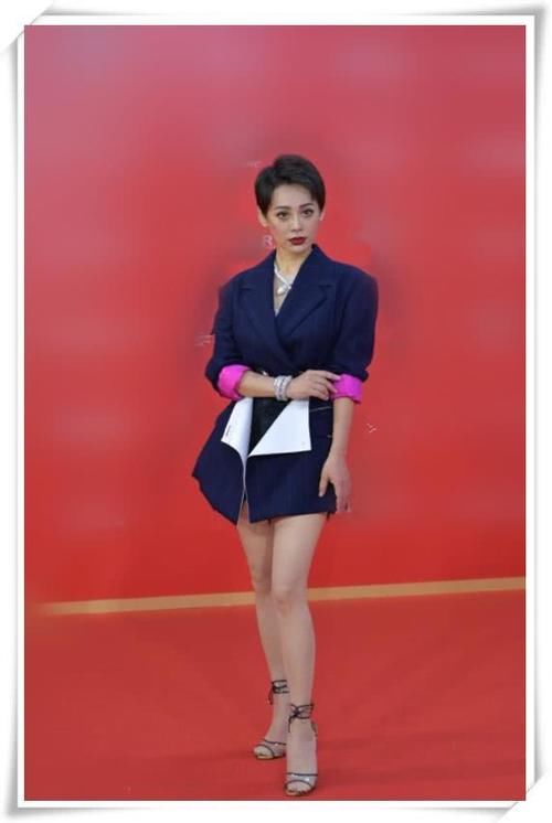 当46岁宁静遇上46岁陶虹，终于见识到野性美和天然美的差距有大了