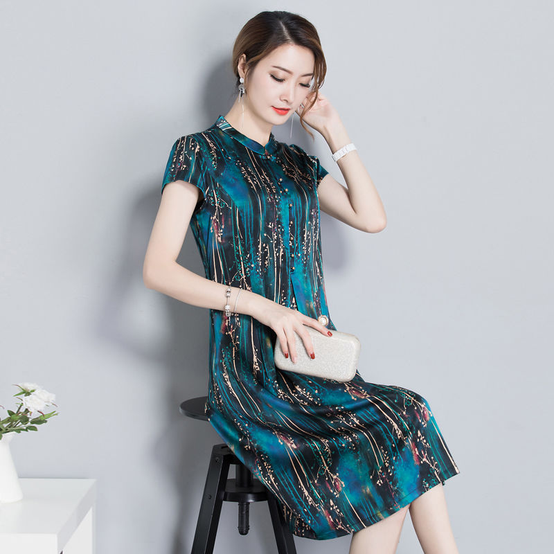 港真!还没见过如此漂亮的欧货裙!比旗袍还高贵优雅，嫩炸美