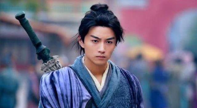  大战@《神雕侠侣》中, 杨过和郭靖, 他俩谁更厉害 一场大战告诉你答案