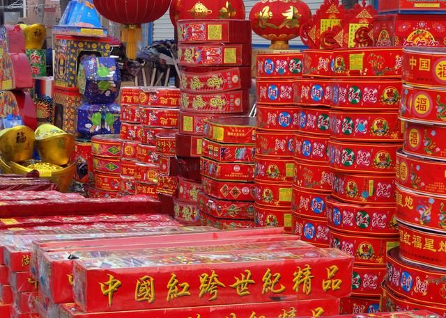 专家提议，农村过年禁止放烟花爆竹，那春节还有年味吗？