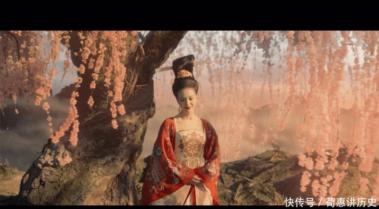  「唐玄宗」能让李白写出“云想衣裳花想容”的杨贵妃传奇的一生是怎样的