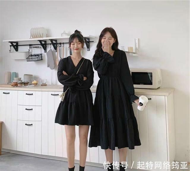  超级@优雅大气的闺蜜装穿搭示范，和闺蜜出去玩这么穿，一定超级搭