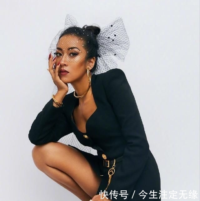  #实用#矮胖女生开春怎么穿?学会3个实用“搭配”技巧,显瘦显高有气质