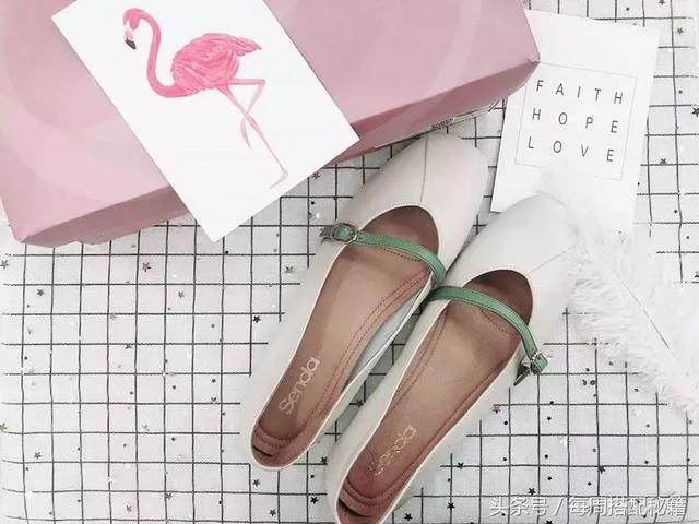 运动鞋扔了吧!舒适又美貌的玛丽珍鞋来咯