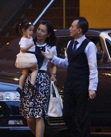 刘涛逛街不小心被拍,谣言到底是不是真的?