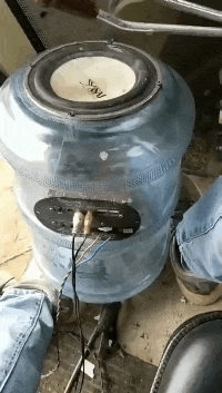  GIF：搞笑GIF：大姐，你什么样的体重，心里没点数？
