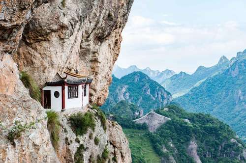 浙江最“险峻”的景区之一，恐高者最怕来，来过的人却都不后悔!