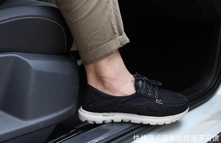 车内后视镜你真的会用吗？不少司机都用错了，老司机教你正确使用