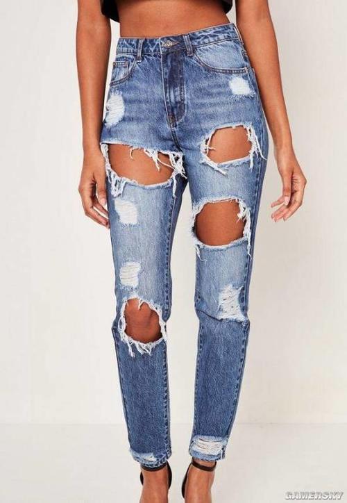 裤子也能露出绝对领域？国外时尚圈的奇葩破洞牛仔裤