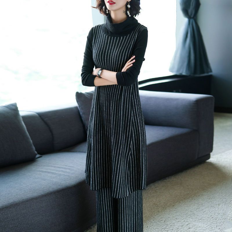 7080后的女人自带知性美，九月就穿这样的气质套装，优雅减龄