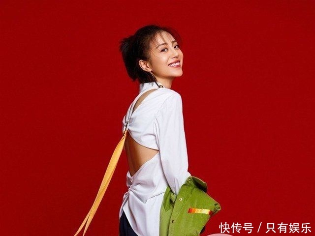 她出道仅6年，被评为网剧最具潜力新人，衣品不输杨幂迪丽热巴！