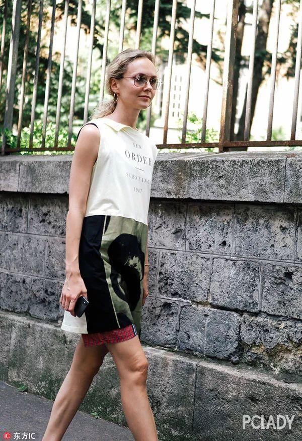 说起休闲，是时候祭出我时髦的“T恤裙”!