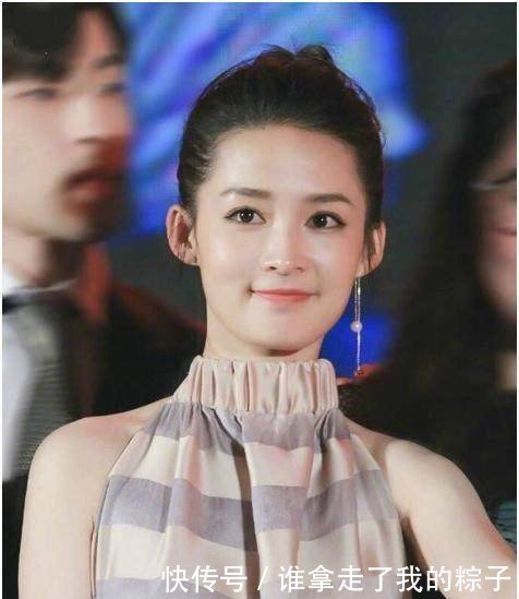 李沁凭一条连衣裙秒杀志玲姐姐, 但看到她的下巴, 网友都笑了