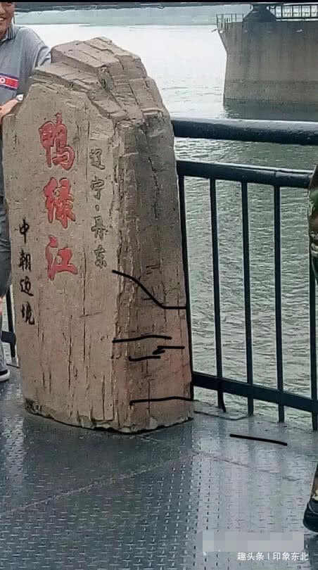  「大厦」中国最大边境城市,站在30层大厦看朝鲜新义州,你会更爱