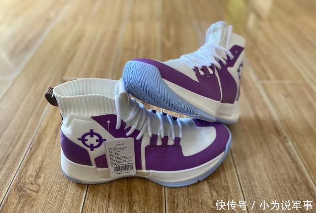  鞋面：全掌类boost，足弓大碳板，范弗里特上脚的狙击一代你期待吗