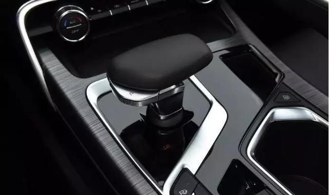 『用户』都是20万级SUV,合资和自主谁更能打动挑剔的新中产?