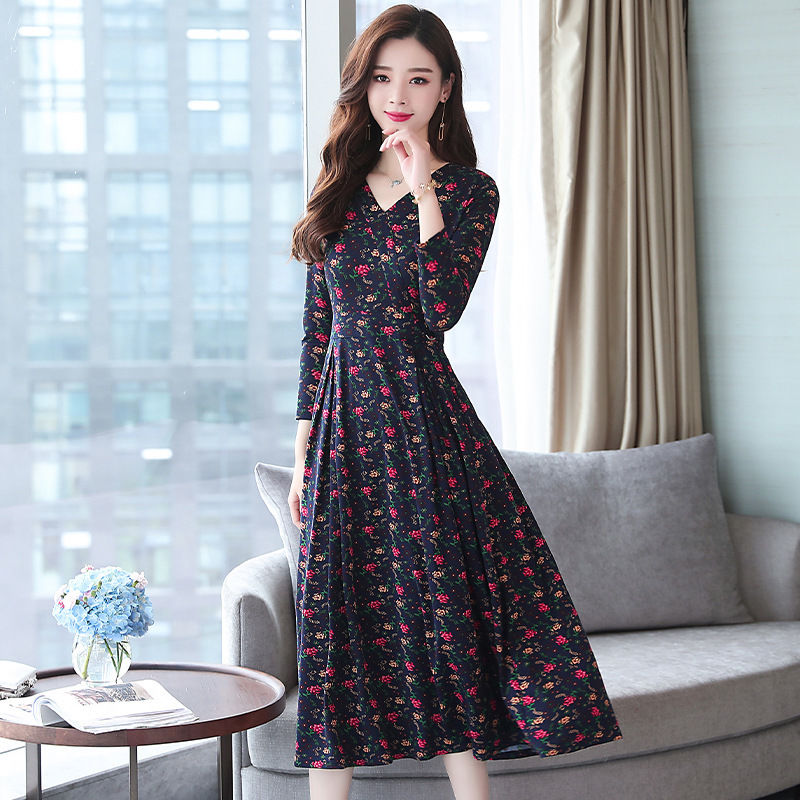 偷偷告诉你!凌晨刚上秋裙，比真丝好穿，比旗袍洋气，关键还不贵